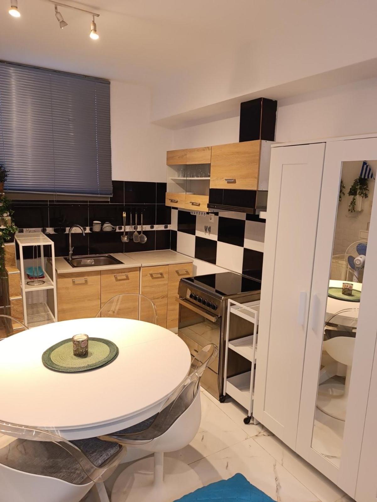 Giannis Apartment Ateny Zewnętrze zdjęcie