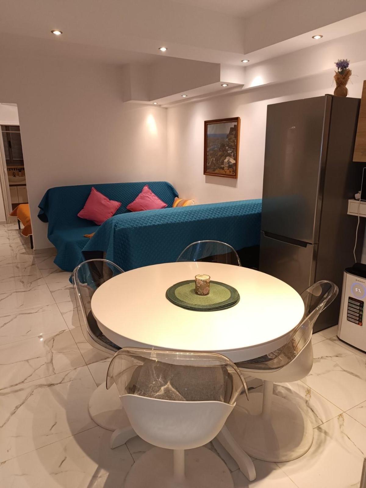 Giannis Apartment Ateny Zewnętrze zdjęcie